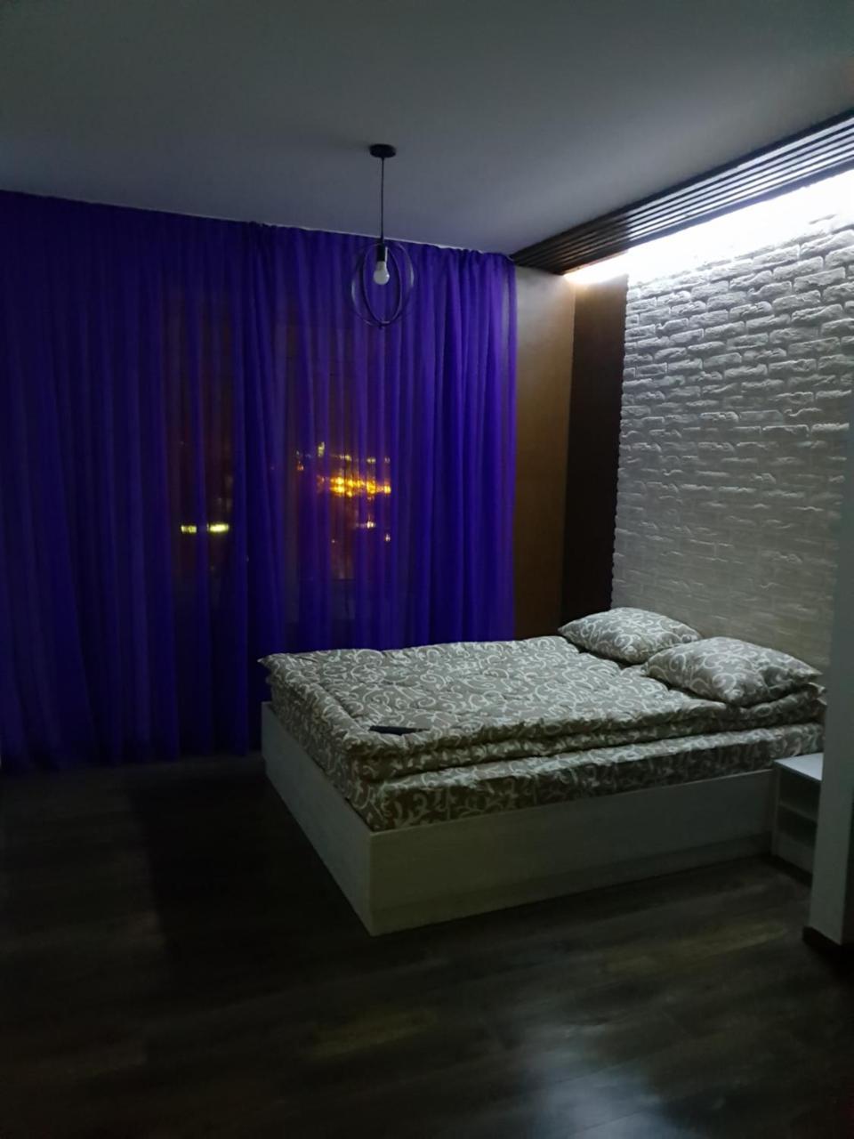 Travel Station Apartment Ivano-Frankivsk Exterior foto